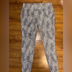 Leopard print jeggings